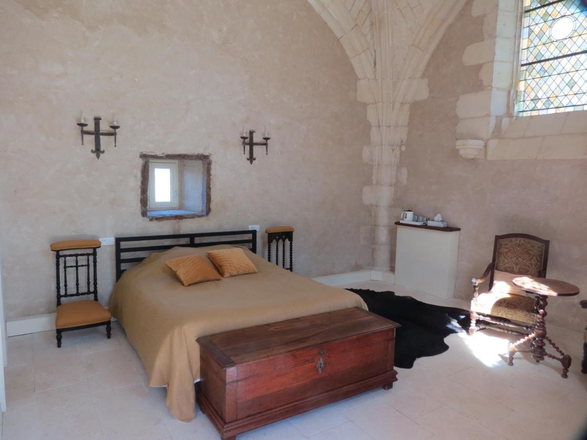 Le Chatelet Thilouze Exterior foto