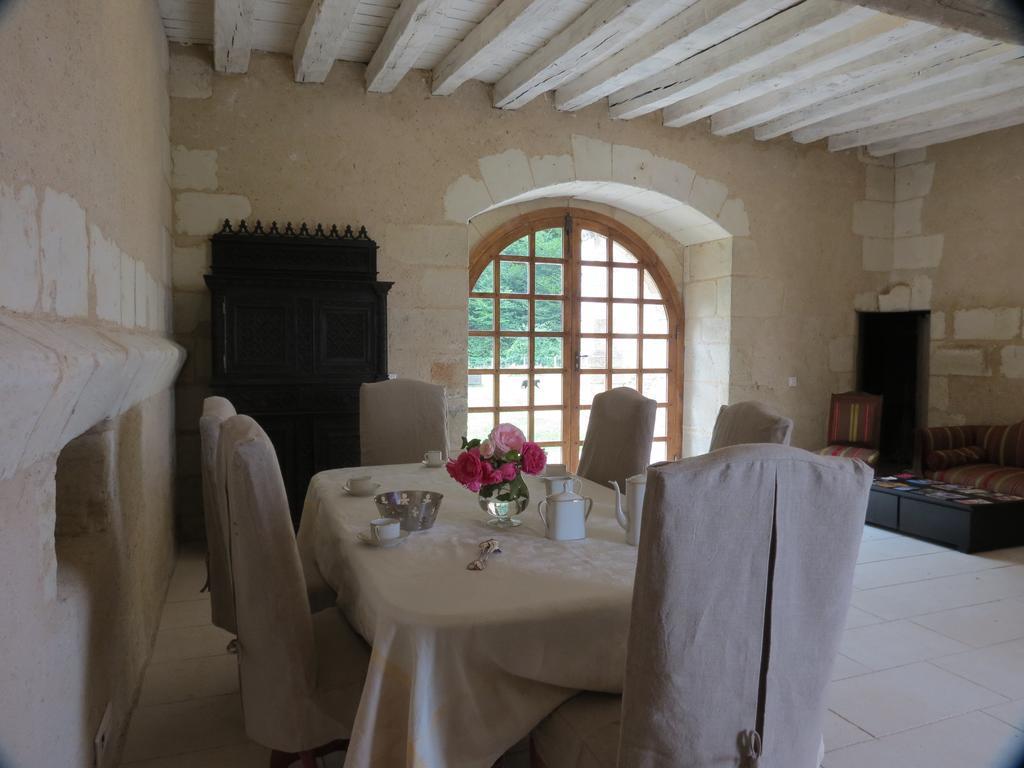Le Chatelet Thilouze Exterior foto