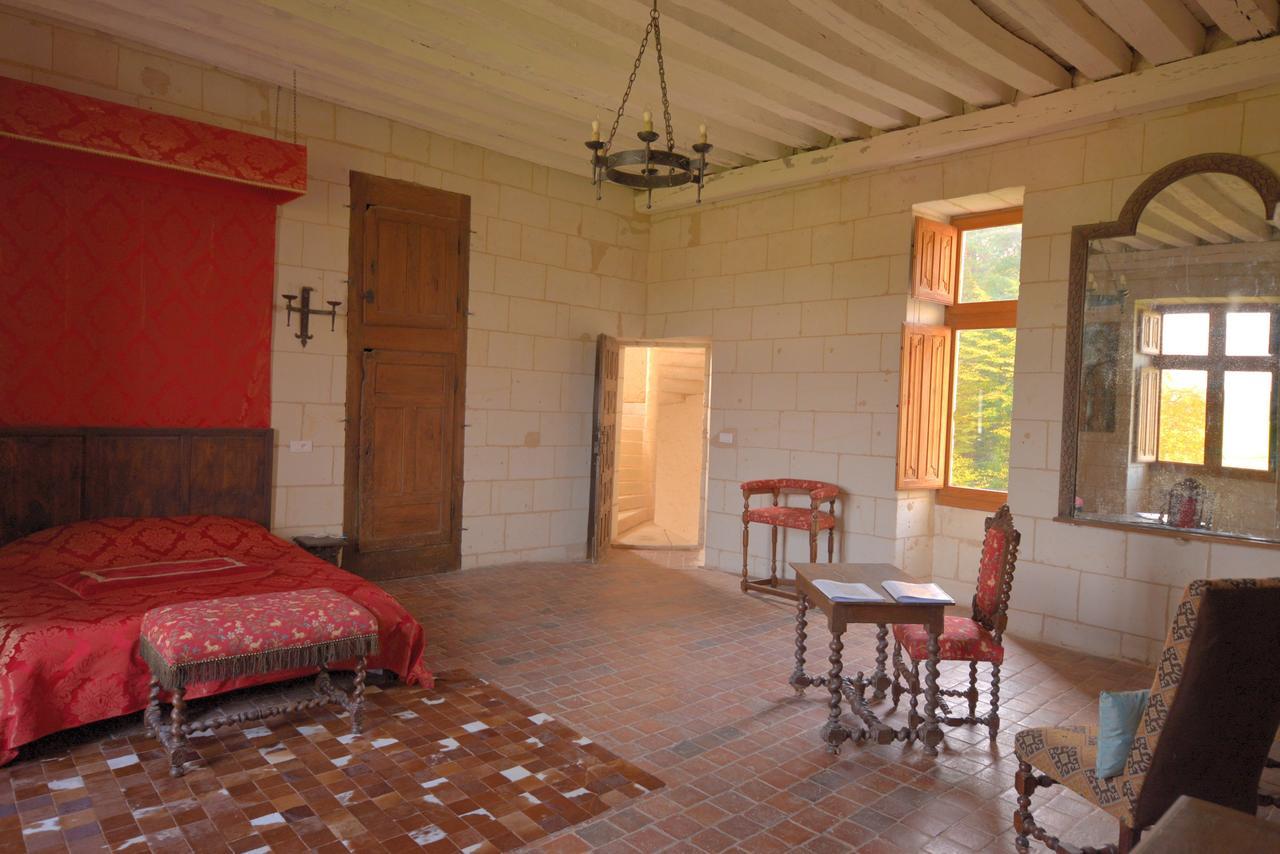 Le Chatelet Thilouze Exterior foto